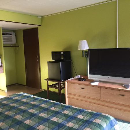 Statesman Inn 테레 호테 외부 사진